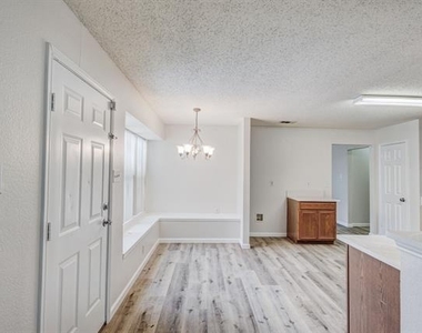 7133 Amber Drive - Photo Thumbnail 19