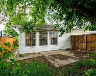 7133 Amber Drive - Photo Thumbnail 23