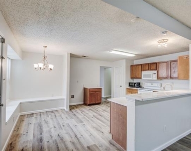 7133 Amber Drive - Photo Thumbnail 20