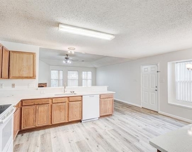 7133 Amber Drive - Photo Thumbnail 16