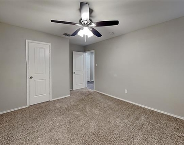 5529 Mcclelland Street - Photo Thumbnail 8