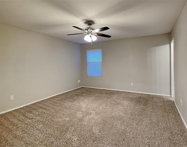 5529 Mcclelland Street - Photo Thumbnail 6