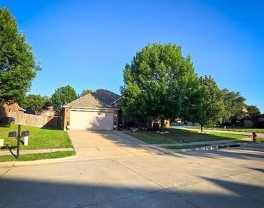 6023 Heather Drive - Photo Thumbnail 19