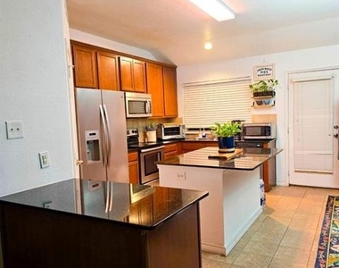 6023 Heather Drive - Photo Thumbnail 14