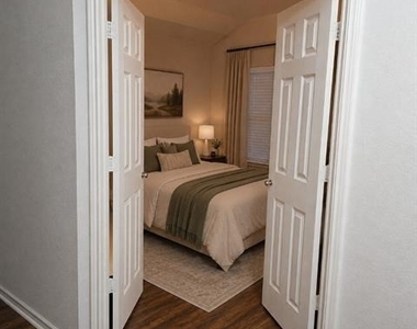 6023 Heather Drive - Photo Thumbnail 4