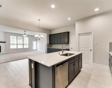 5908 Horsetail Drive - Photo Thumbnail 10
