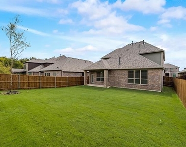 5908 Horsetail Drive - Photo Thumbnail 25