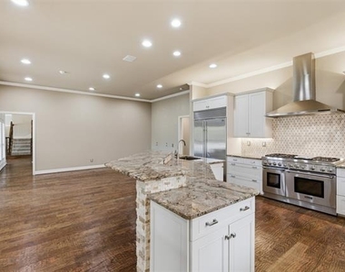 5304 Seascape Lane - Photo Thumbnail 5