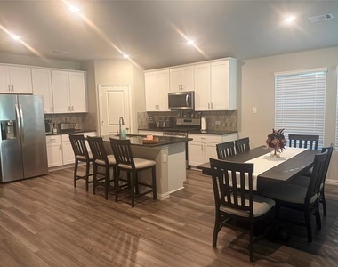216 Luna Lane - Photo Thumbnail 1