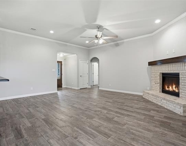 11828 Serval Street - Photo Thumbnail 5