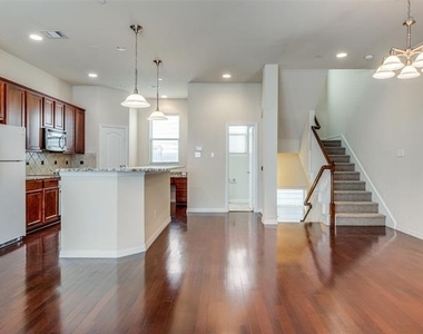 2326 Stutz Drive - Photo Thumbnail 9