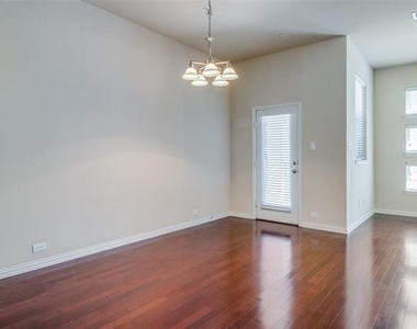 2326 Stutz Drive - Photo Thumbnail 5