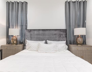 4202 Bonham Street - Photo Thumbnail 18