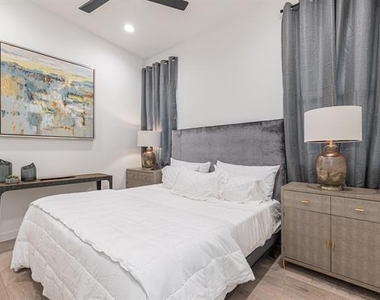 4202 Bonham Street - Photo Thumbnail 21