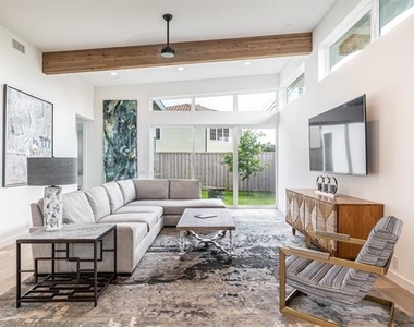 4202 Bonham Street - Photo Thumbnail 27