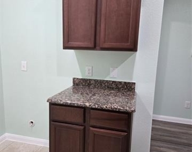 235 Magnolia Drive - Photo Thumbnail 17