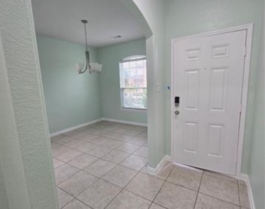 235 Magnolia Drive - Photo Thumbnail 6