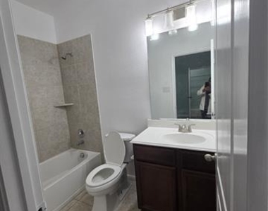 235 Magnolia Drive - Photo Thumbnail 9