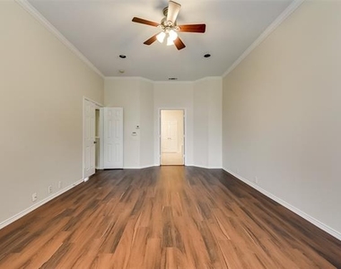 11066 Chanay Drive - Photo Thumbnail 10