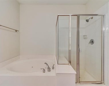 11066 Chanay Drive - Photo Thumbnail 12