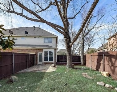 11066 Chanay Drive - Photo Thumbnail 20