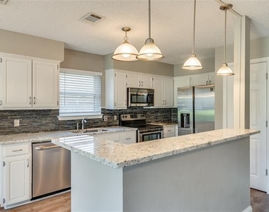 3104 Steve Drive - Photo Thumbnail 8