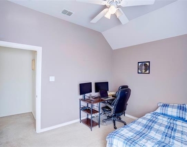 9504 Rodeo Drive - Photo Thumbnail 26