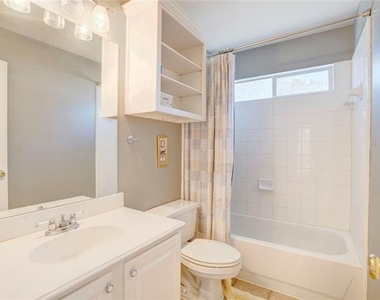 9504 Rodeo Drive - Photo Thumbnail 23