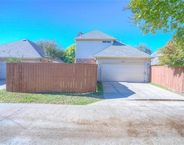 9504 Rodeo Drive - Photo Thumbnail 35