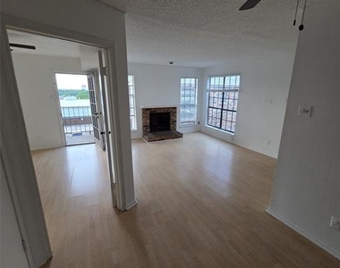 7621 Mccallum Boulevard - Photo Thumbnail 7