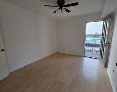 7621 Mccallum Boulevard - Photo Thumbnail 12