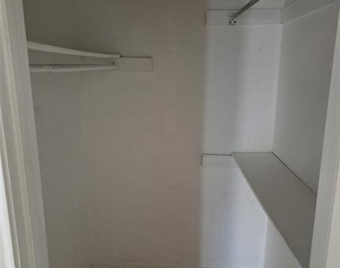 7621 Mccallum Boulevard - Photo Thumbnail 18
