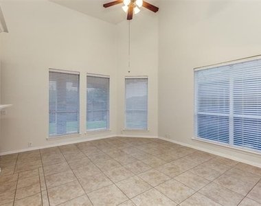 592 Burning Oak Drive - Photo Thumbnail 4