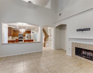 592 Burning Oak Drive - Photo Thumbnail 5