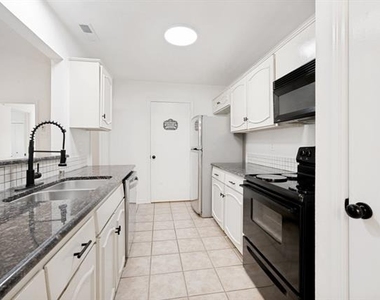 3636 Hopetown Drive - Photo Thumbnail 15