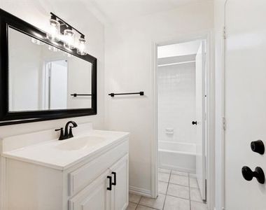 3636 Hopetown Drive - Photo Thumbnail 18