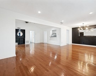 3636 Hopetown Drive - Photo Thumbnail 12