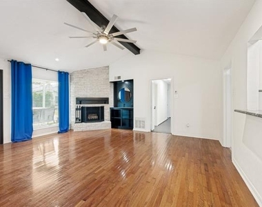 3636 Hopetown Drive - Photo Thumbnail 6
