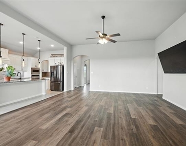 1089 Flagstone Drive - Photo Thumbnail 8