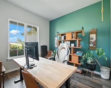 1089 Flagstone Drive - Photo Thumbnail 3