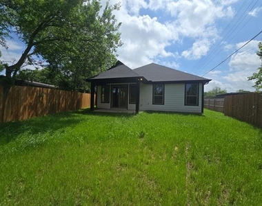 1609 Sharon Street - Photo Thumbnail 11