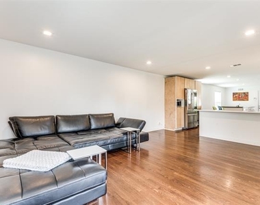 6330 Marquita Avenue - Photo Thumbnail 8