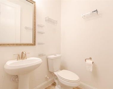 2340 Willow Garden Drive - Photo Thumbnail 17