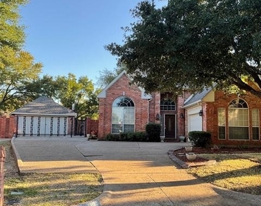 2102 Hunter Place Lane - Photo Thumbnail 1