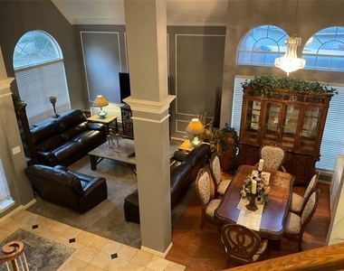 2102 Hunter Place Lane - Photo Thumbnail 35