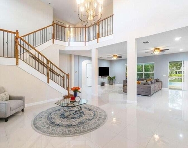 9271 Madewood Court - Photo Thumbnail 5