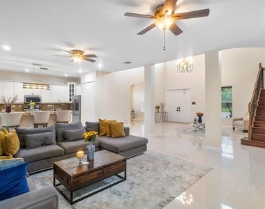 9271 Madewood Court - Photo Thumbnail 4