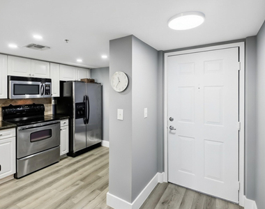 520 Se 5th Avenue - Photo Thumbnail 4