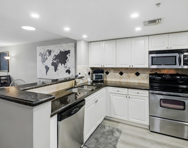 520 Se 5th Avenue - Photo Thumbnail 7