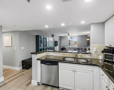 520 Se 5th Avenue - Photo Thumbnail 11
